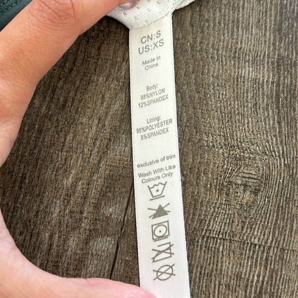 FABLETICS Tank - Picture 4 of 5